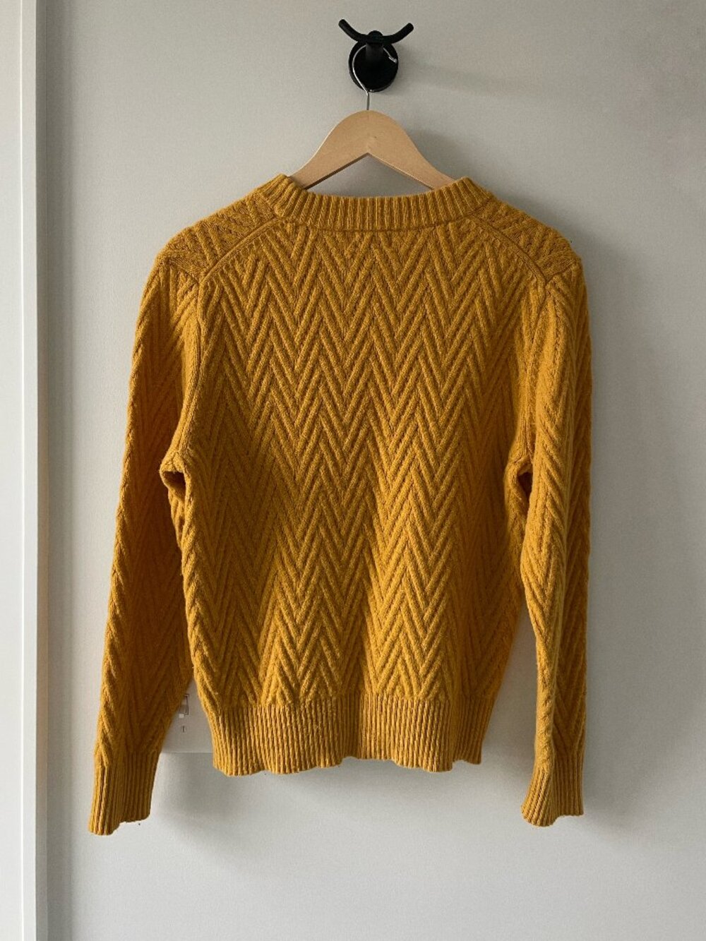 Patagnia Wool Knit Sweater - Chevron Pattern, Women's Large - Picture 2 of 5
